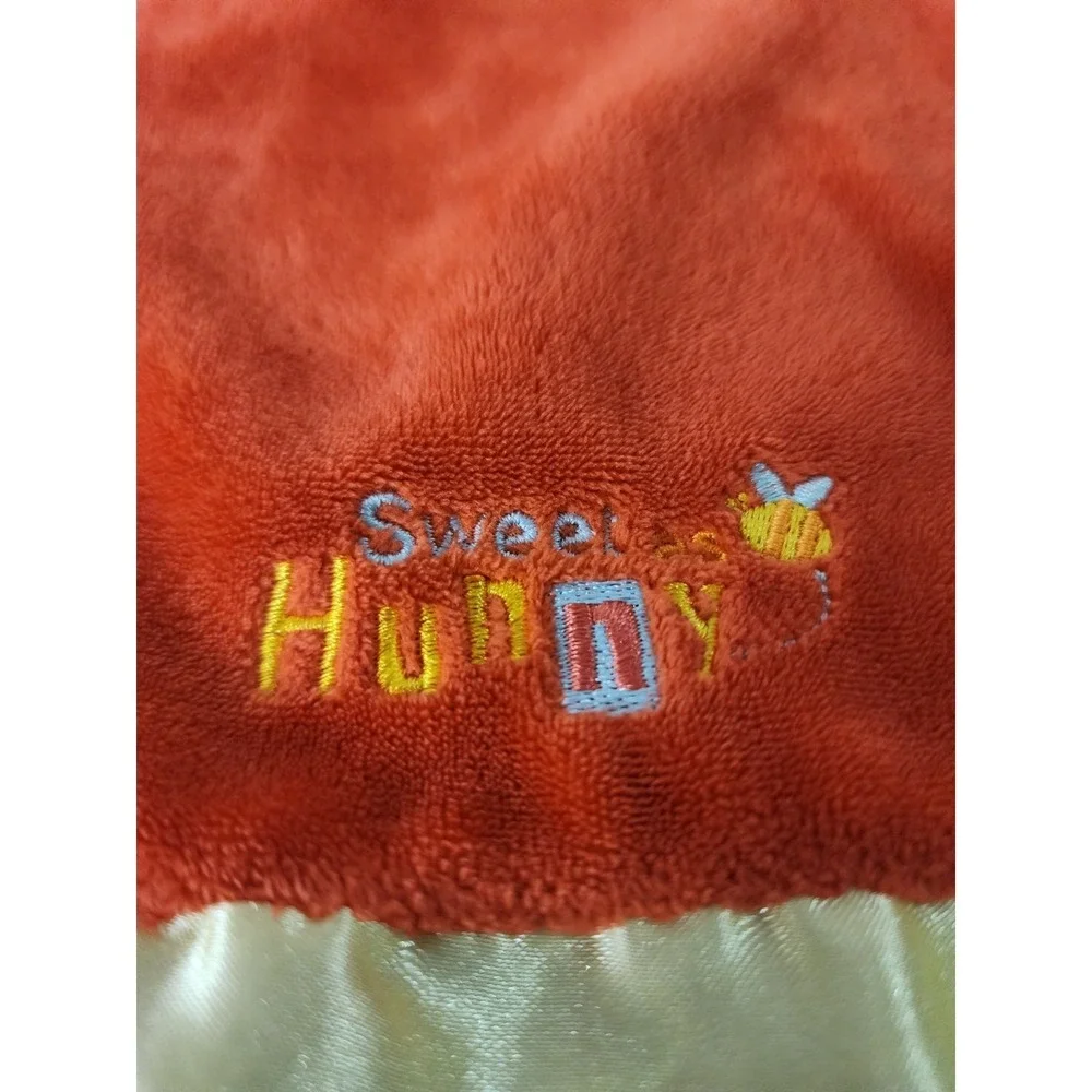 Disney‎ Winnie the Pooh SWEET AS HONEY Red Lovey Yellow Satin Secuirty Blanket